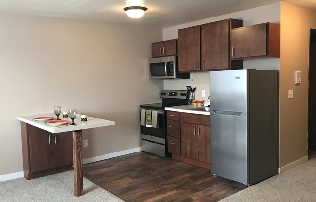 Studio, 1 bath, 300 sqft, $1,230, Unit 102-201