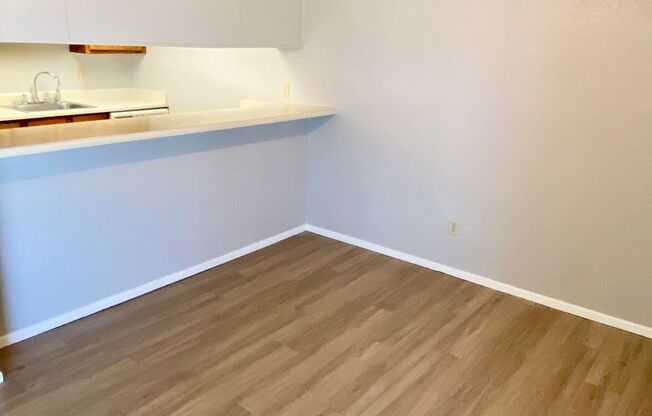 2 beds, 2 baths, $1,545, Unit # 220