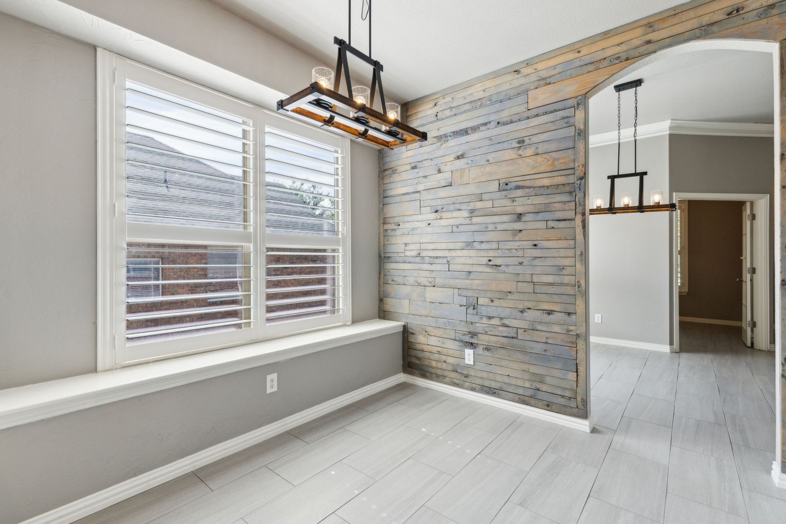 Elegant Living in Fountain Ridge – A Serene Retreat with Modern Convenience