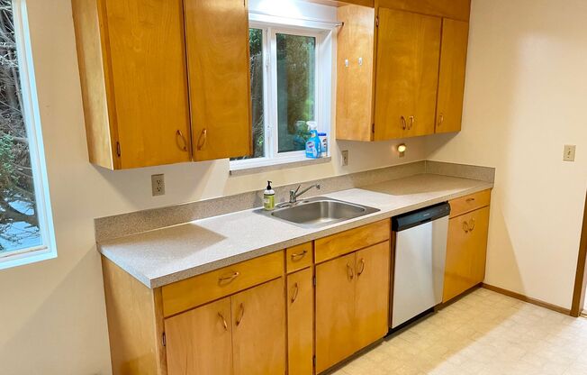 Three Bedroom Home in Whittier Heights!