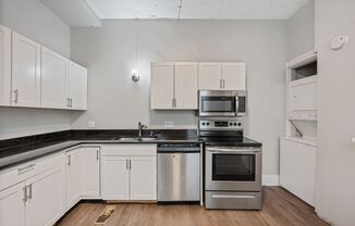 5 beds, 1.5 baths, $3,795, Unit 2332R