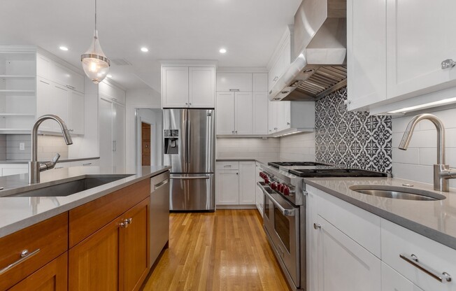 191 DAVIS AVE