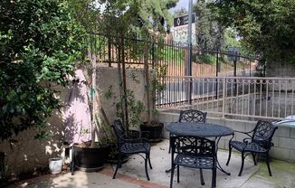 3 beds, 2 baths, 1,000 sqft, $2,650, Unit 05