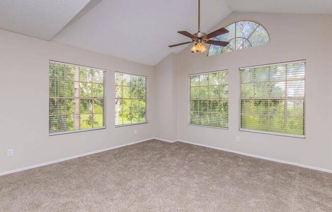 2 beds, 2 baths, 950 sqft, $1,299