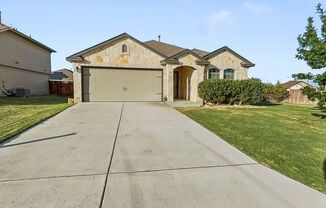 Charming 3/2/2 New Braunfels home!