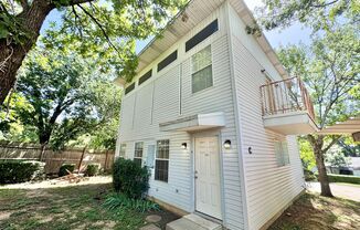 2310 W Hickory