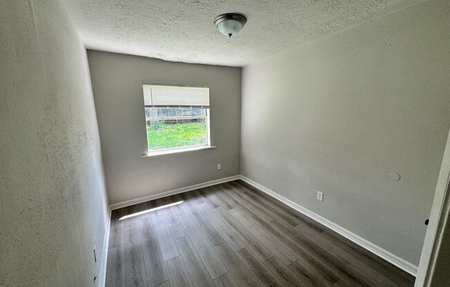 3 beds, 1 bath, $1,499