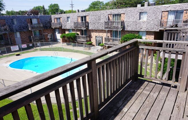 2 beds, 2 baths, 1,000 sqft, $1,045, Unit 62