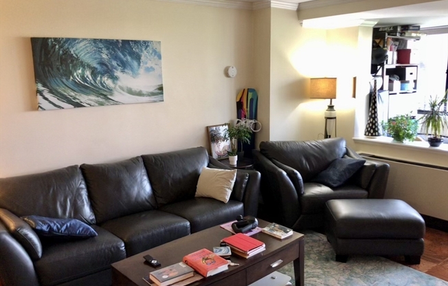 1 bed, 1 bath, 828 sqft, $3,600, Unit 6O