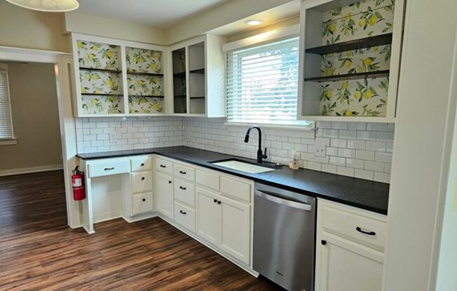 4Bd/1Ba two story home - For viewing