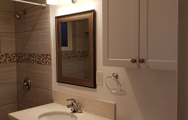 2 beds, 1 bath, 1,029 sqft, $2,595, Unit 4057