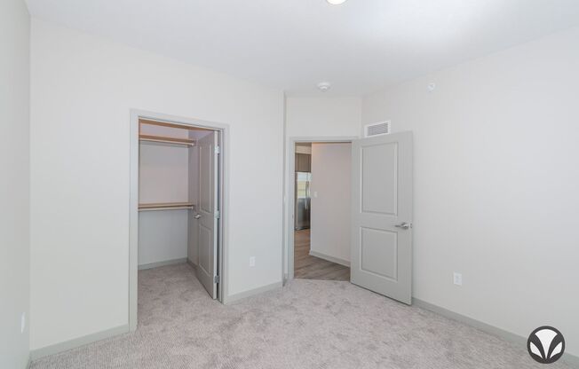 2 beds, 2 baths, 1,043 sqft, $1,665, Unit YH-3042