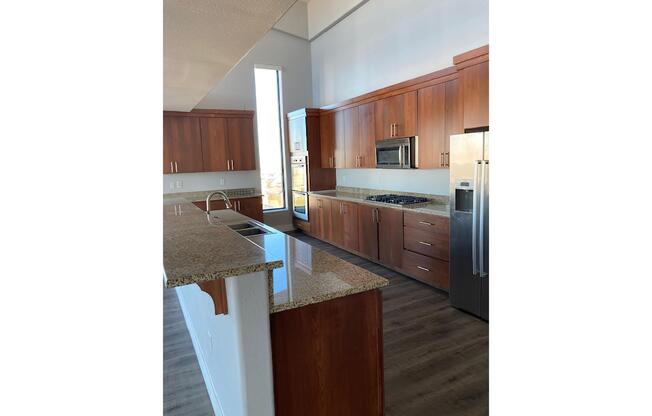 4 beds, 3.5 baths, 4,164 sqft, $5,475