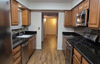 3 beds, 2 baths, $2,300