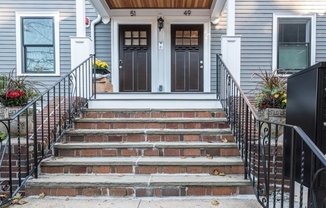 49 DUSTIN ST