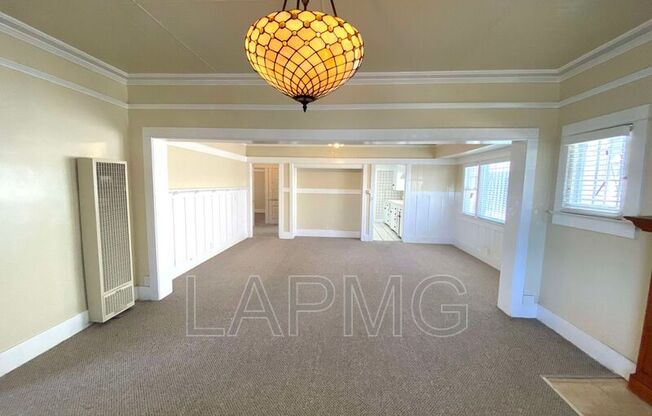 1513 W 45 ST