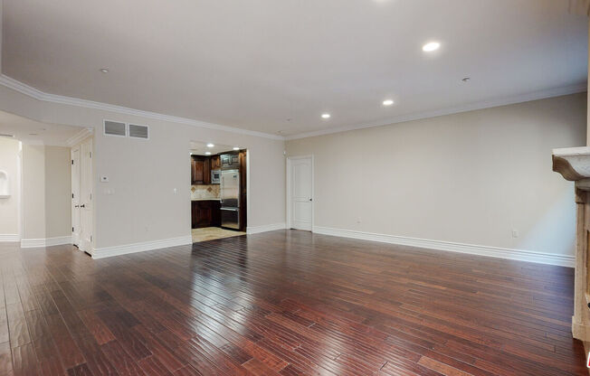 11440 National Blvd. #16