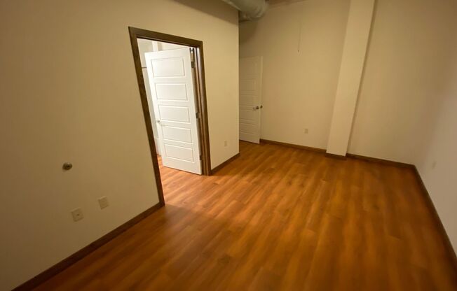 2 beds, 1.5 baths, 1,315 sqft, $1,650, Unit Unit 313