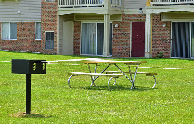 Picnic Table and Grill at Windsor Place, Davison