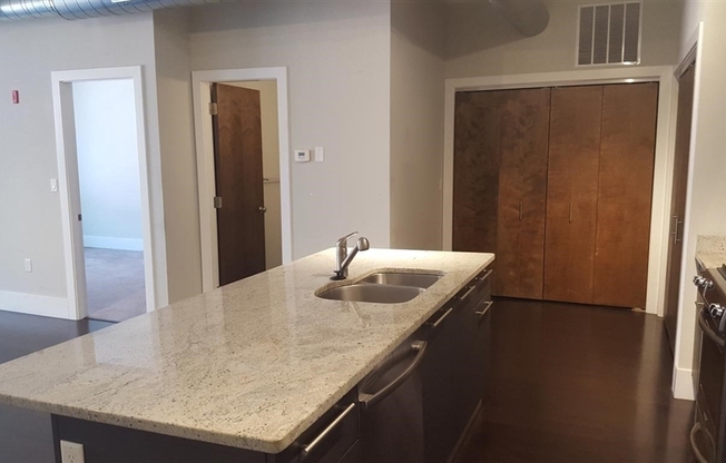 1 bed, 1 bath, 863 sqft, $3,500, Unit 204