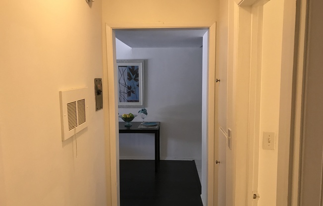 1 bed, 1 bath, $2,195, Unit 09