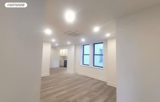 2 beds, 2 baths, $6,850, Unit 14R