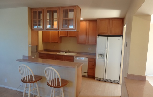 5 BEDROOM TEMPE HOME NEAR ASU MAIN CAMPUS! ALL APPLIANCES INCLUDED! SPLIT FLOOR PLAN!