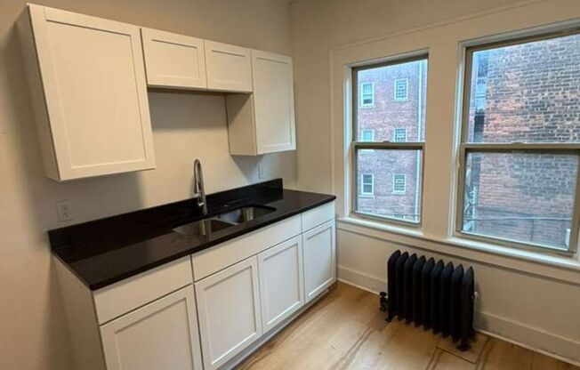 1 bed, 1 bath, 800 sqft, $950, Unit Unit 431