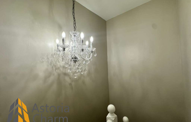 3 Bedroom Rowhome with Deck and Updated Kitchen