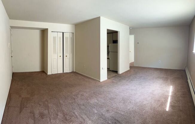 1 bed, 1 bath, 625 sqft, $1,195, Unit C04