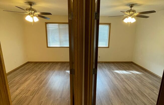 3 beds, 2 baths, $1,600, Unit 962