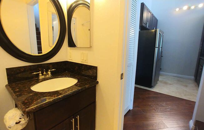 2 beds, 1 bath, 925 sqft, $2,850, Unit 307