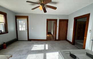 2 beds, 1 bath, $1,450, Unit 1