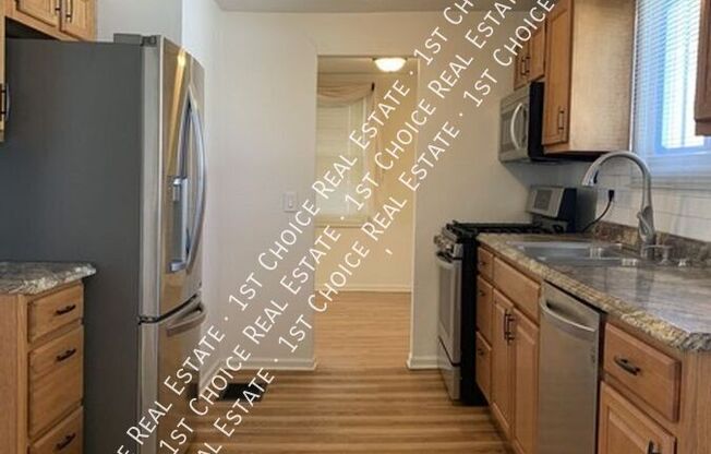 215 DUNLAP ST