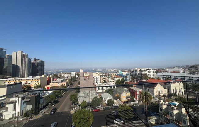 Studio, 1 bath, 382 sqft, $2,150, Unit 605