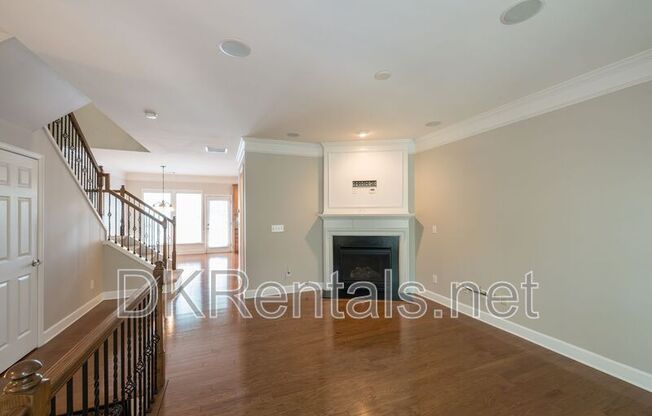 2315 LIMEHURST DR NE
