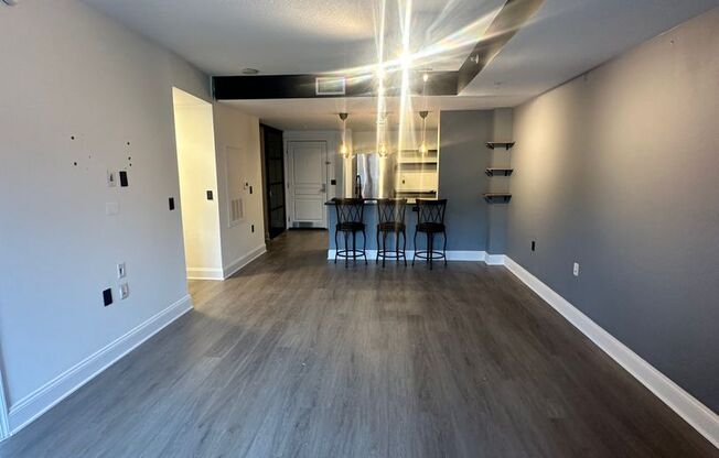 1 bed, 1 bath, $2,400, Unit # 518