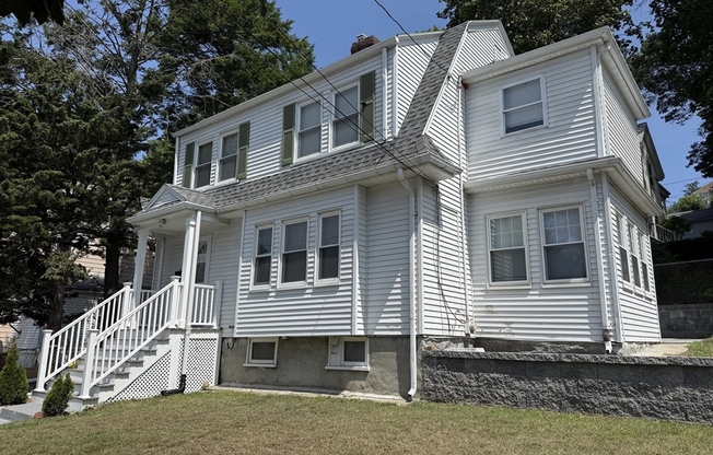 221 S CENTRAL AVE