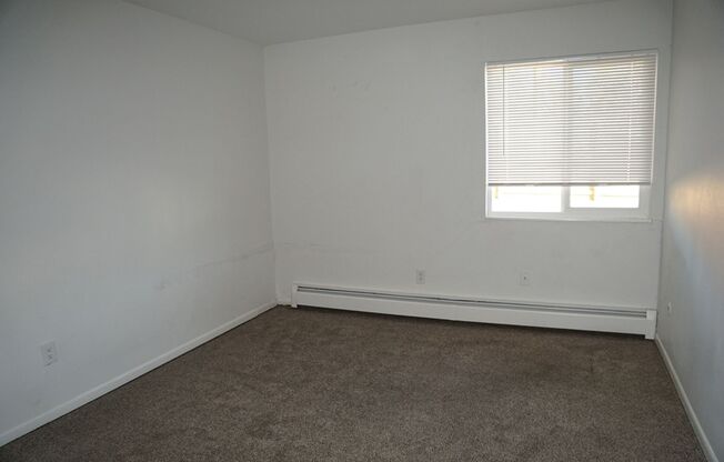 2 beds, 1 bath, $1,750, Unit Apt #1