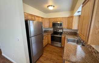 1416 1422 S DOTSERO DR