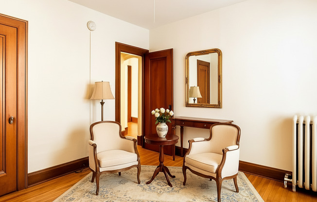 4106 Chicago Ave. S.