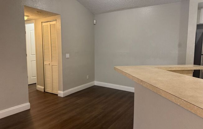Spacious third floor unit located in the gated community of Venetian place