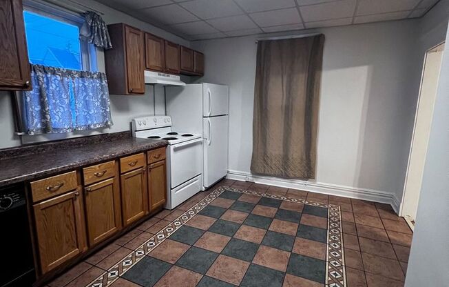 2 beds, 1 bath, $950