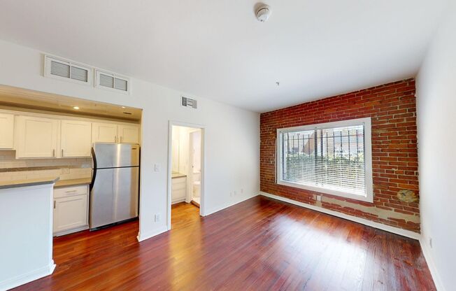 Burnside Villas Apartments...New York Style and Charm...CALL NOW!