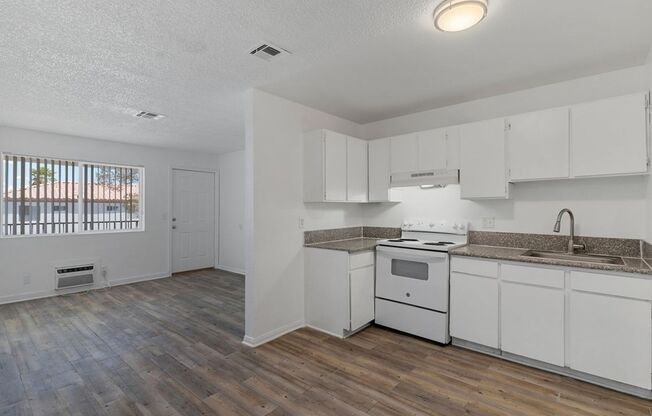 Pinnacle Apartments