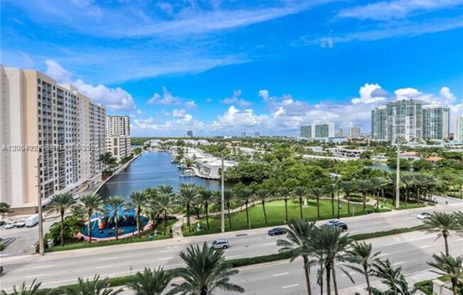 16001 Collins Ave # 406 (A12004027)