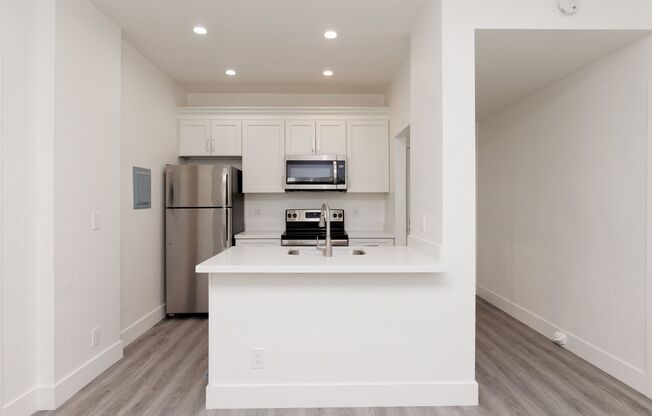 1 bed, 1 bath, 780 sqft, $1,850, Unit 107