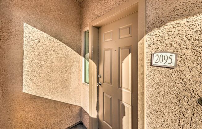 Lovely 3-Br Condo in a Guard Gated Community in the Southwest Area