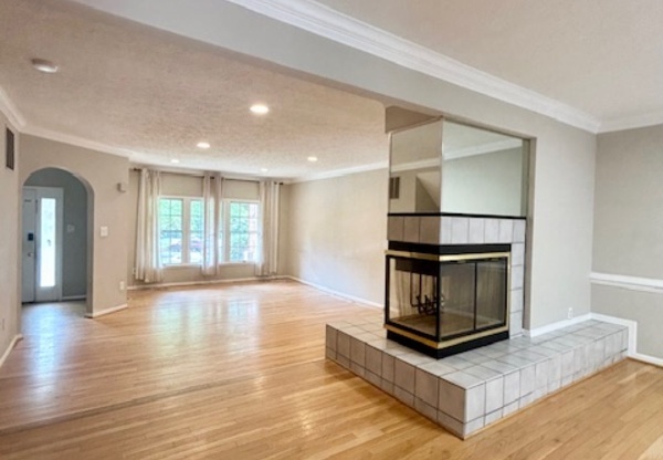 7 WILLWOOD CT