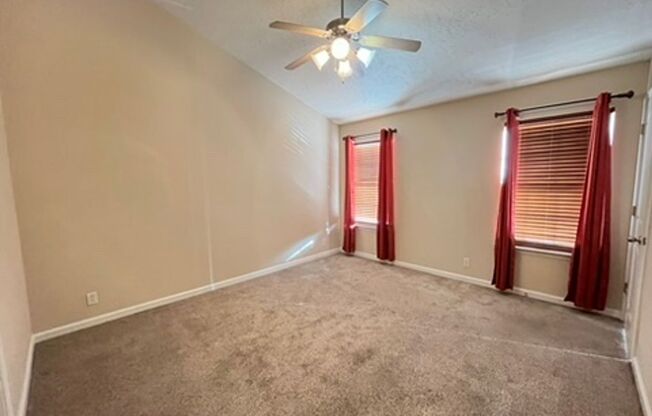 3 beds, 2.5 baths, $1,695